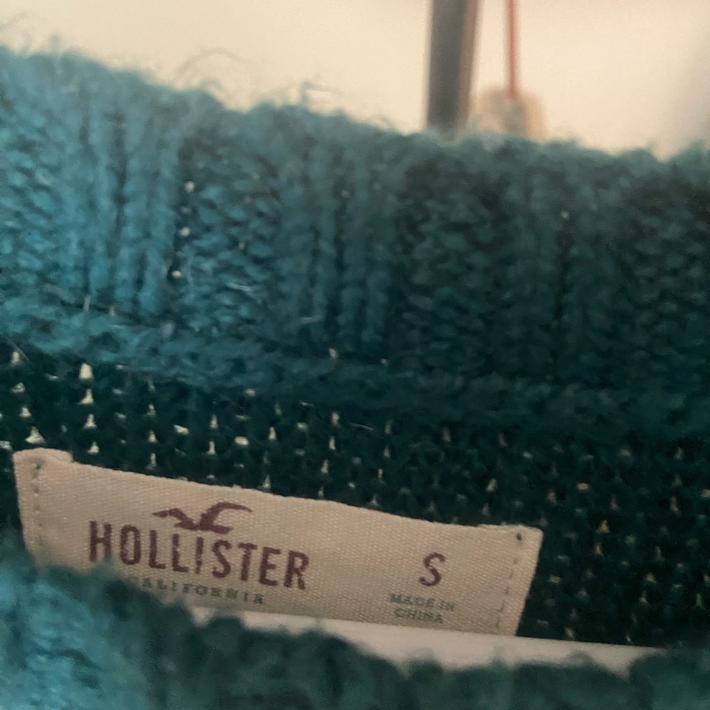 Sweater - Picture 2 of 2